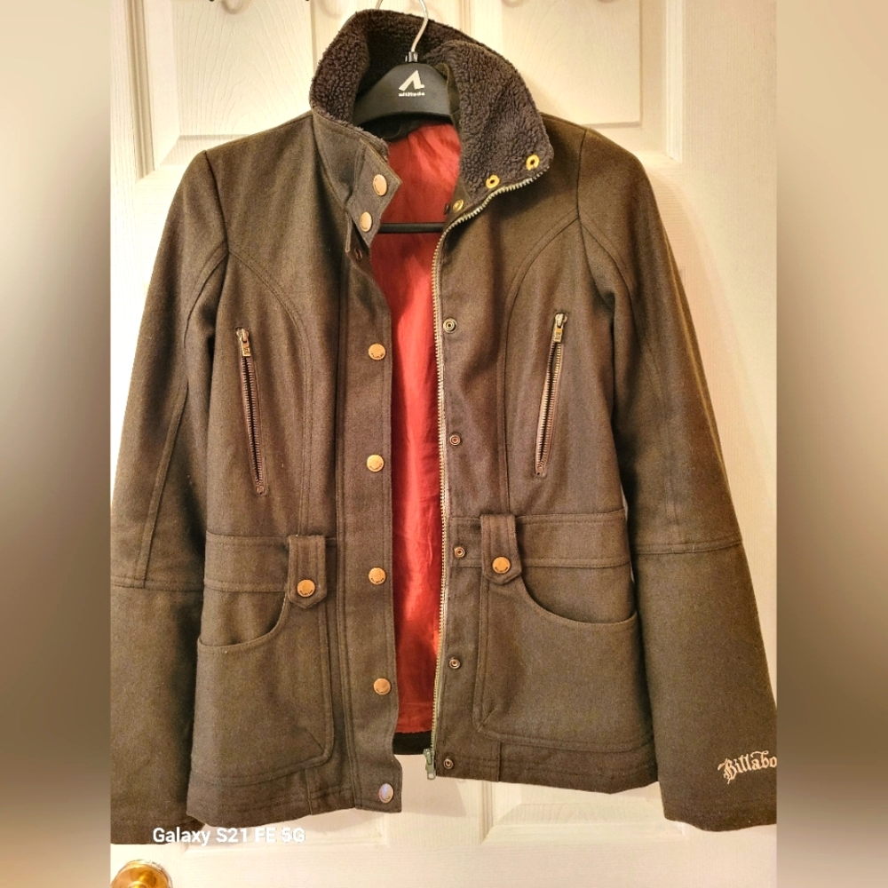 Billabong army green jacket